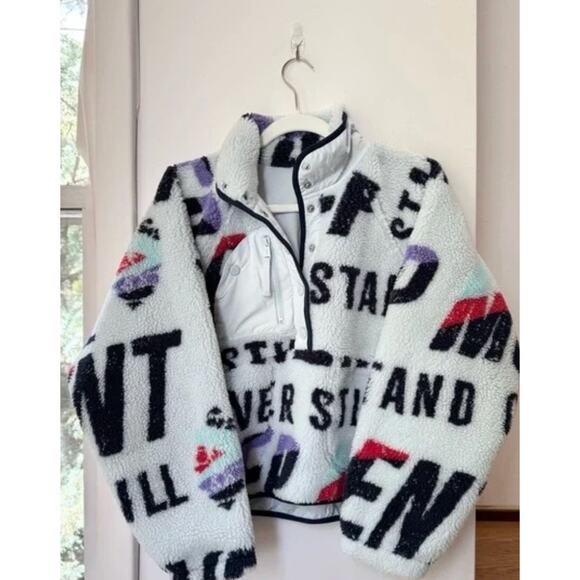 NWT Free People Hit The Slopes Printed Fleece Pullover Jacket Logo Size XS - Picture 3 of 8